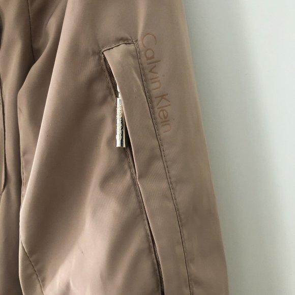 Calvin Klein Womens Rain Jacket with gold accents. Size Small - Picture 7 of 9
